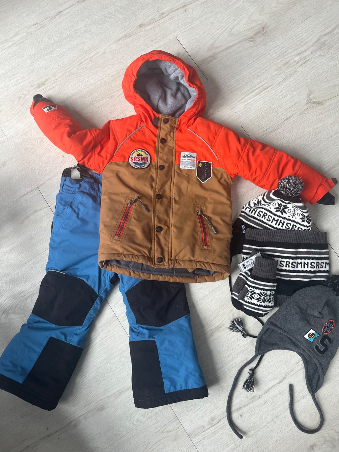 Habit De Neige Et Accessoires – Souris Mini Seconde Main